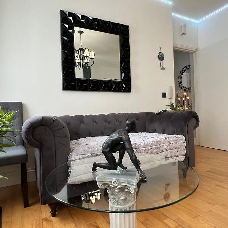Lovely Apartment In Cork Exterior photo