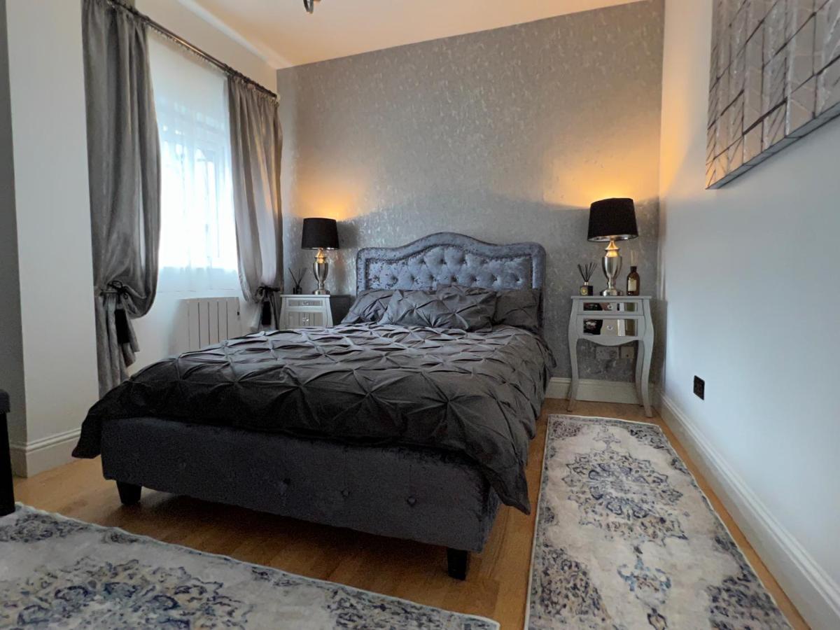 Lovely Apartment In Cork Exterior photo